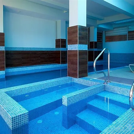 Family World Aqua Beach Matoula Complex 2*